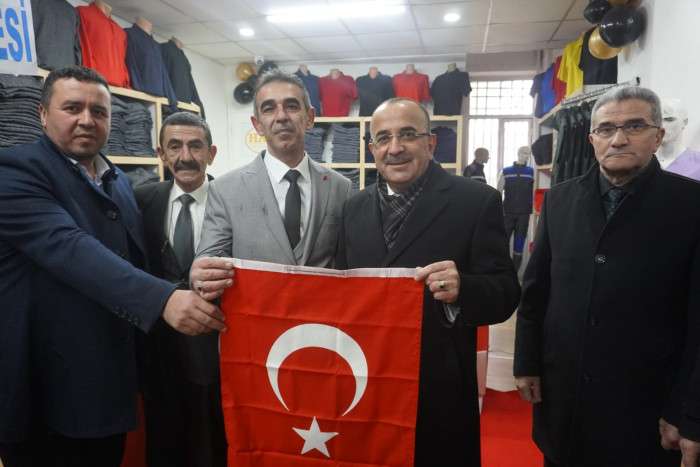 NE ARARSAN HAN'DA VAR