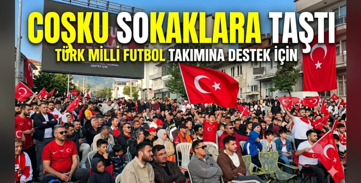COŞKU SOKAKLARA TAŞTI