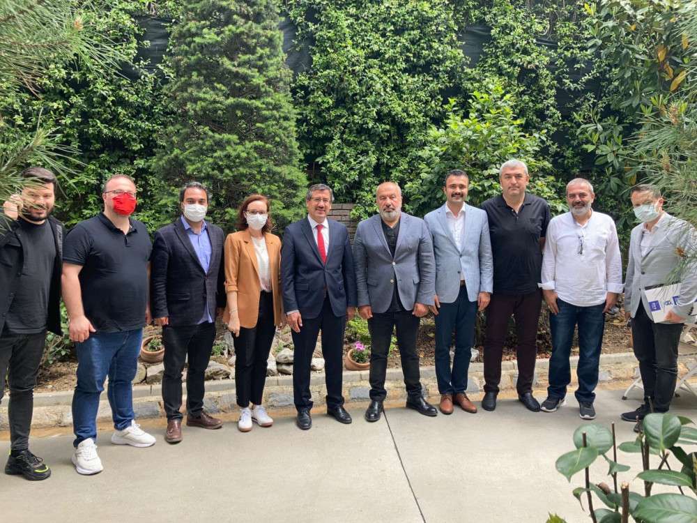 ISUBÜ 500 ÖĞRENCİ İLE 3. SIRADA